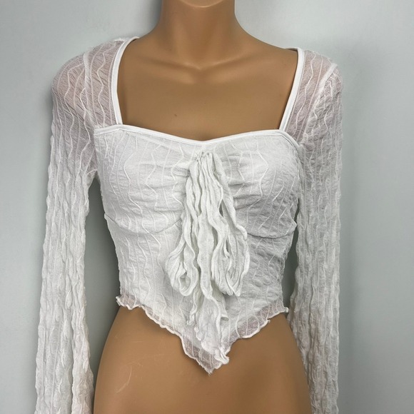 Shein White Textured Bell Sleeve Tie Front Crop Top XS Babydoll Fairycore Boho - Picture 9 of 9